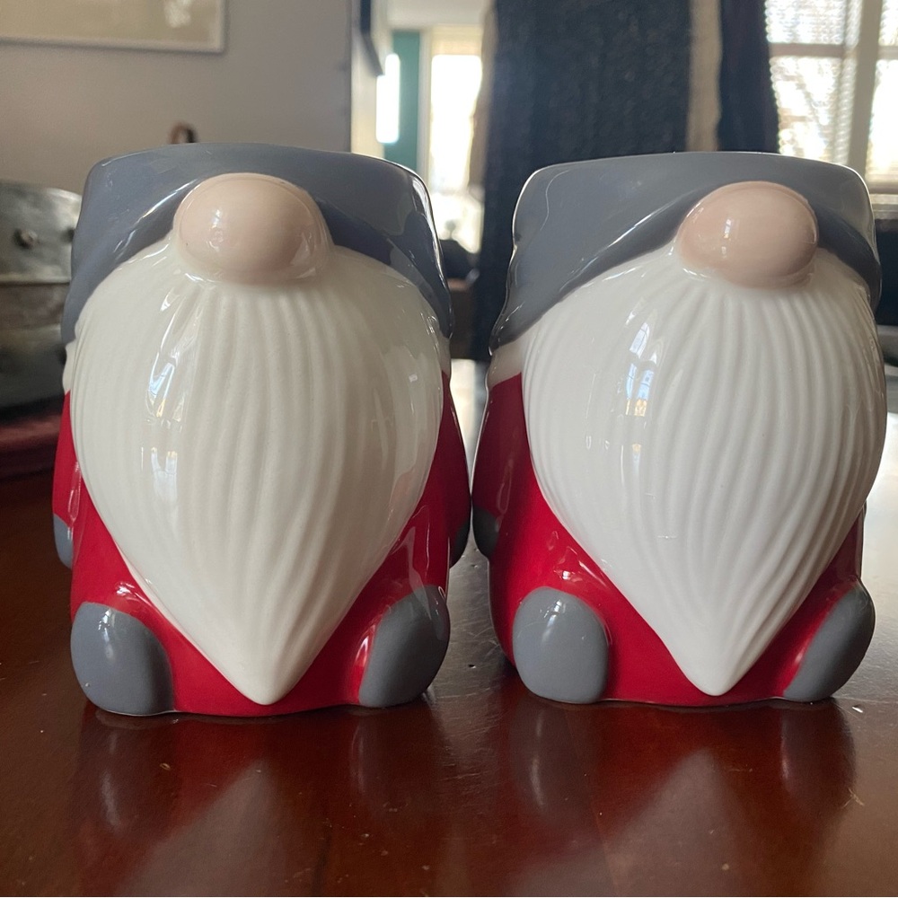Williams Sonoma Red Gray White Gnome Salt and Pepper Shakers Set